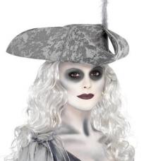 maquillage fantome femme halloween